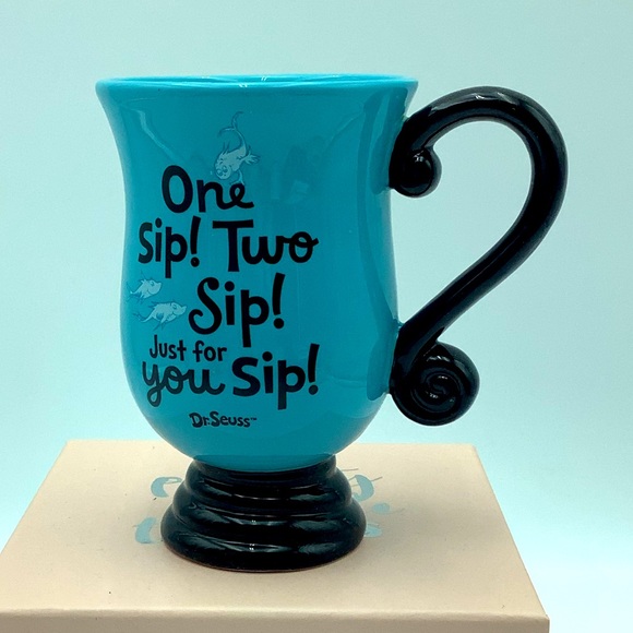 Will be ,🏆FREE, If BUY 3 ITEMS Or More, Dr. Seuss Collectible Cup - Picture 1 of 6